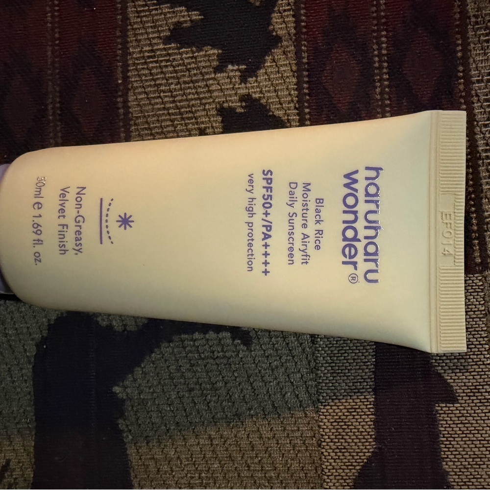 Sunscreen - Picture 2 of 4